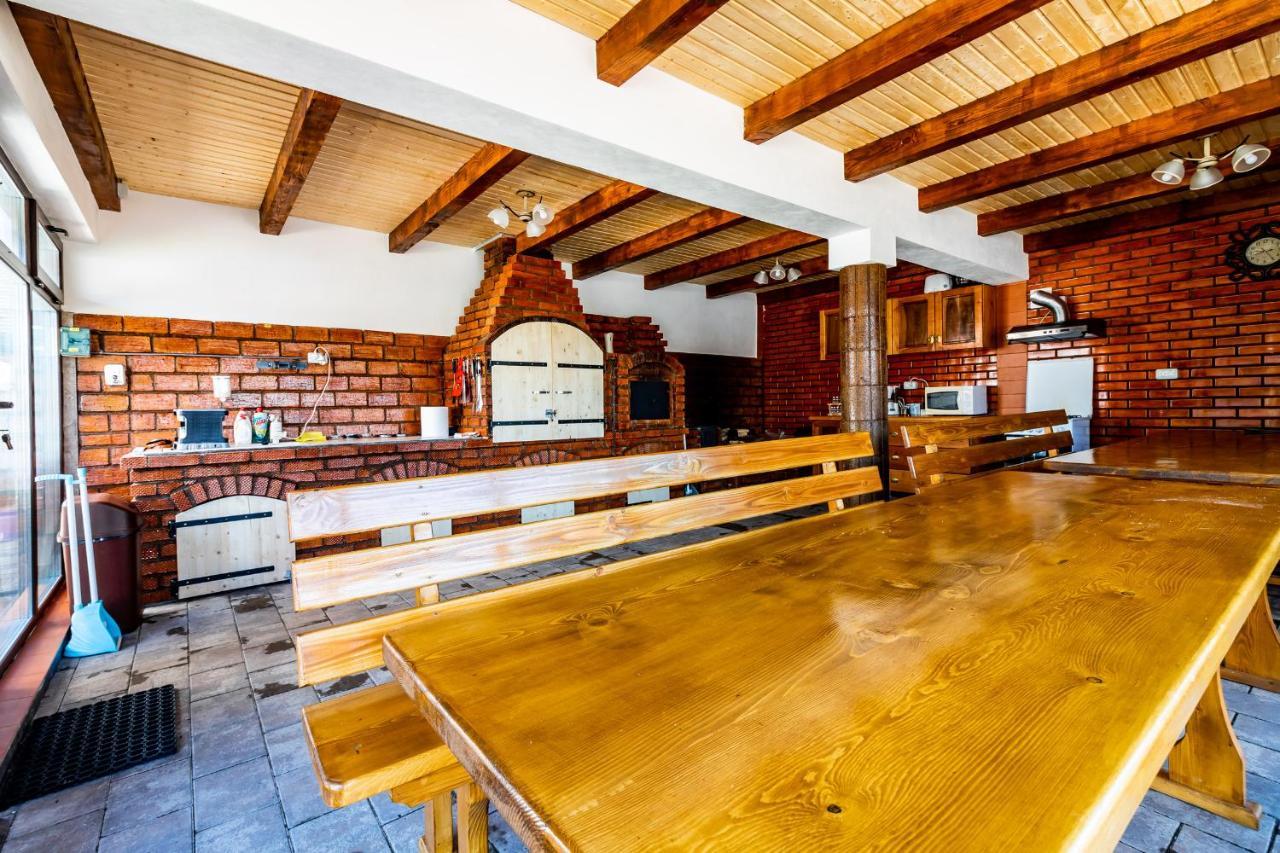 Hotel Casa Alex Novaci-Străini Exteriér fotografie