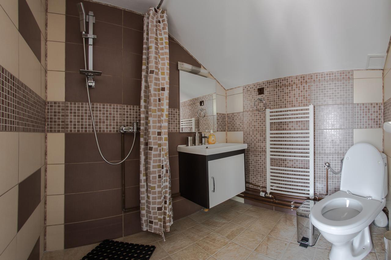 Hotel Casa Alex Novaci-Străini Exteriér fotografie